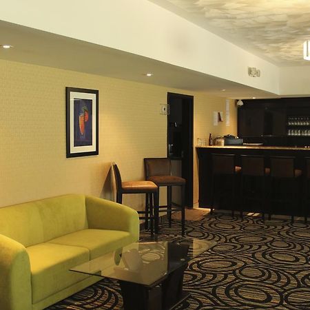 Quality Inn Саутхамптън Екстериор снимка