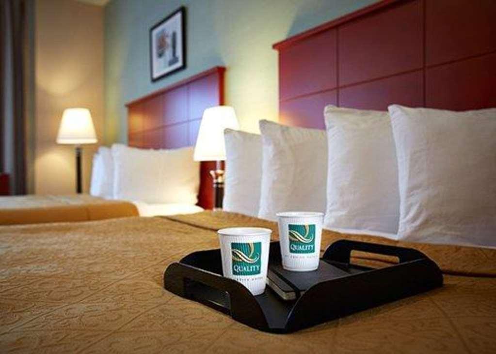 Quality Inn Саутхамптън Стая снимка