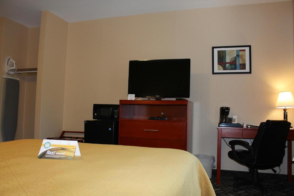Quality Inn Саутхамптън Екстериор снимка