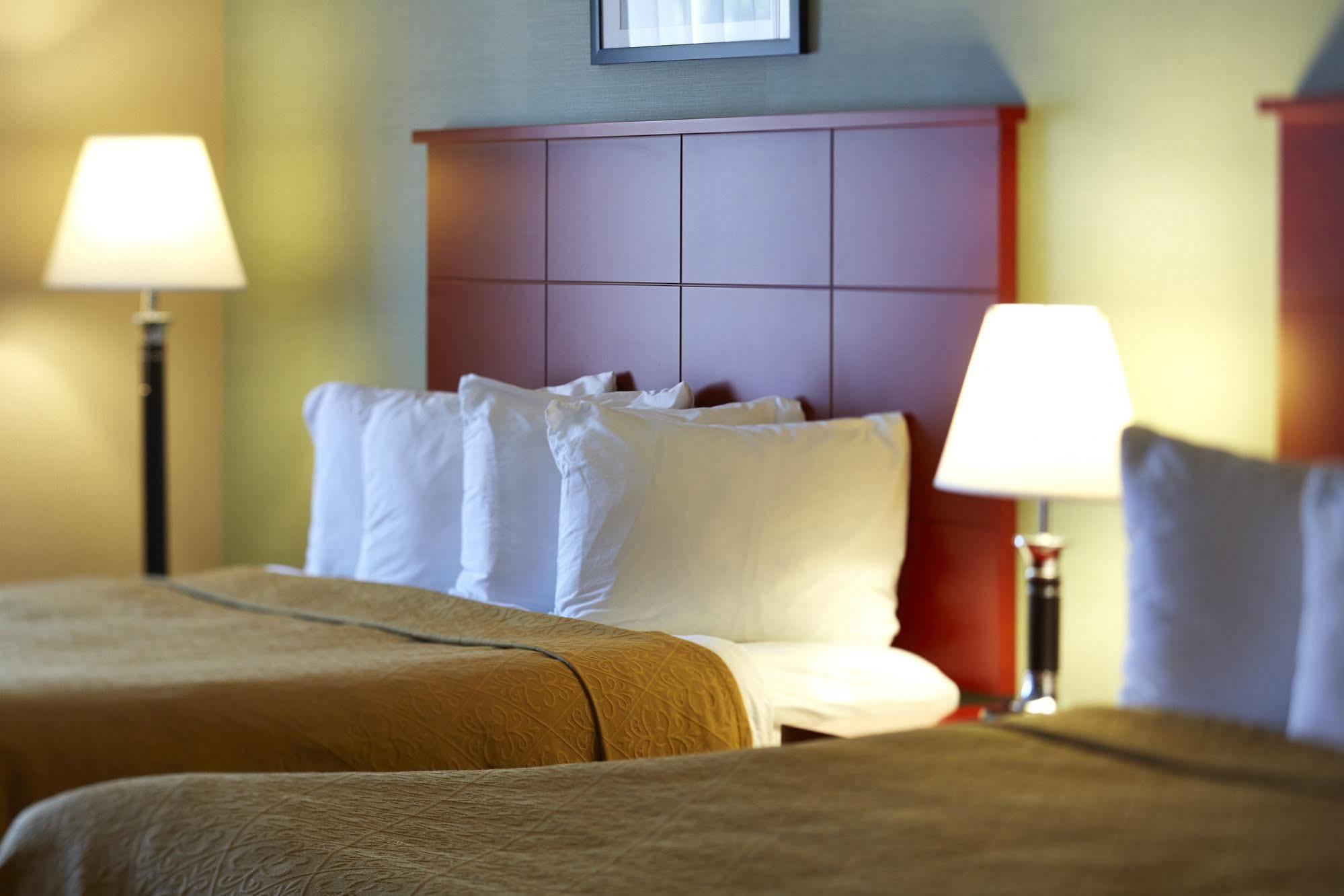 Quality Inn Саутхамптън Екстериор снимка
