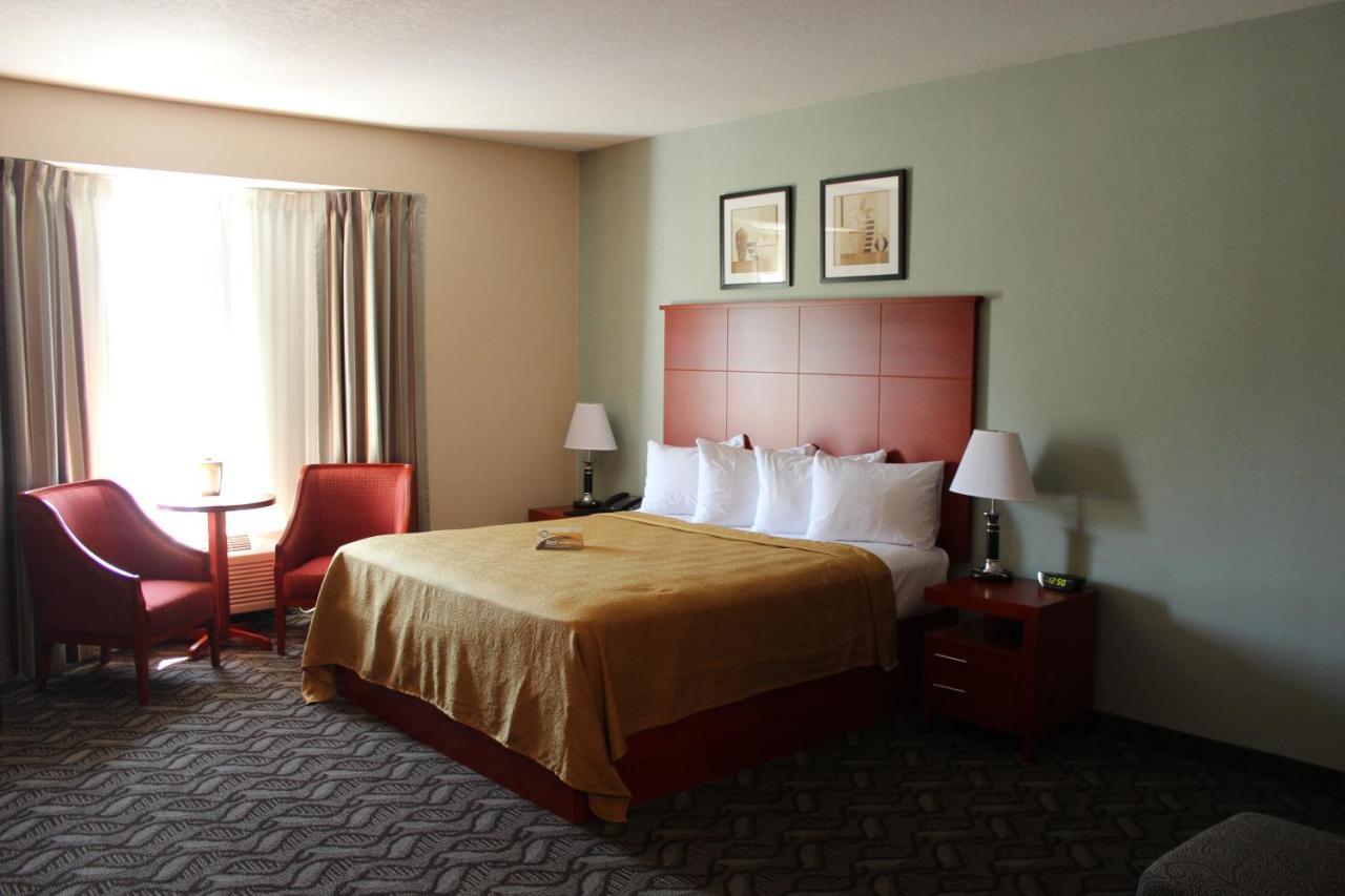 Quality Inn Саутхамптън Екстериор снимка